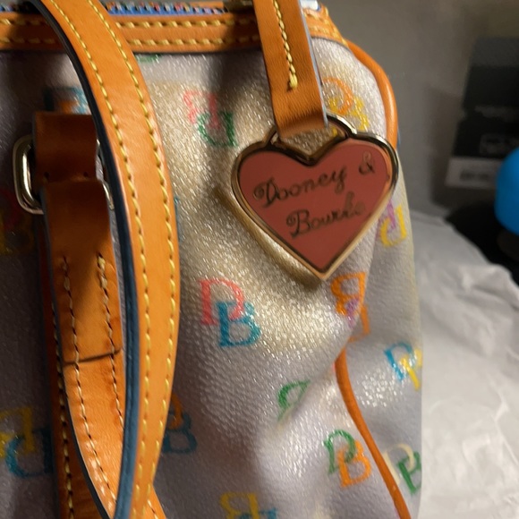 Dooney & Bourke purse. 10” length by 6” - Picture 2 of 6